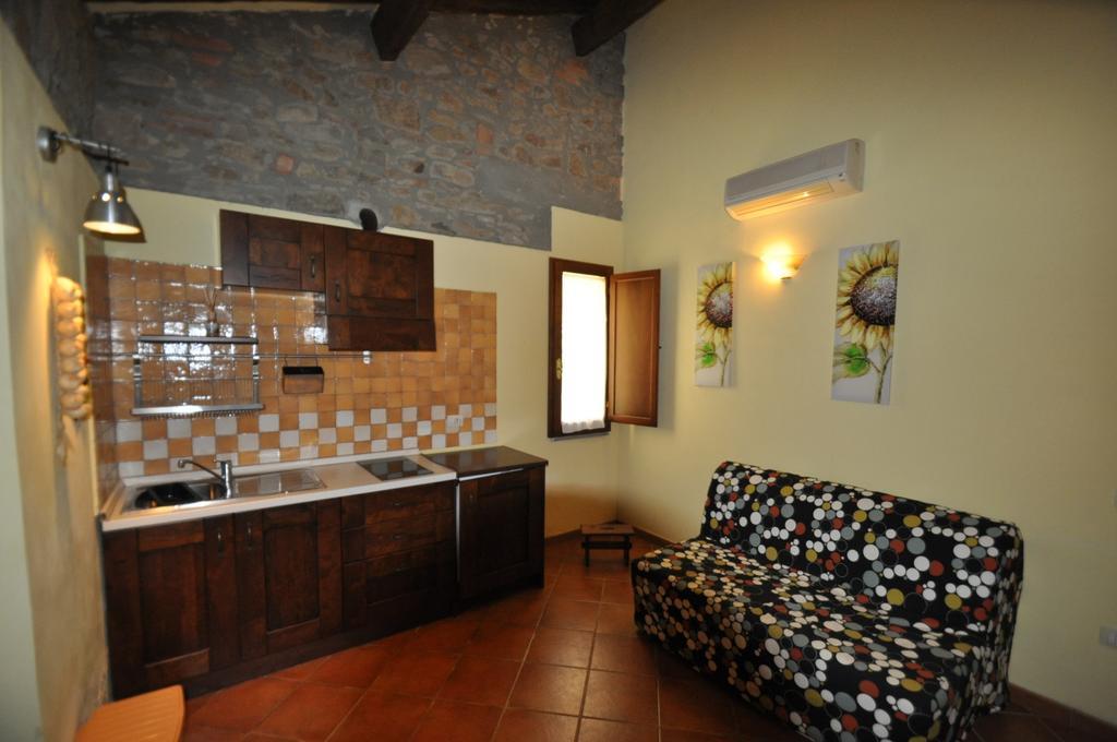 Agriturismo Il Cerrosughero Villa Scarlino Szoba fotó
